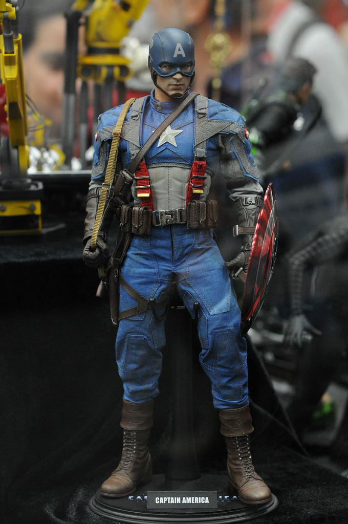hot toys captain america first avenger