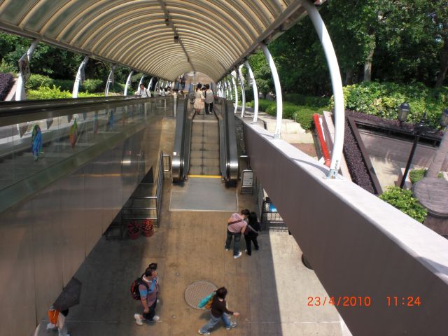 �˵����