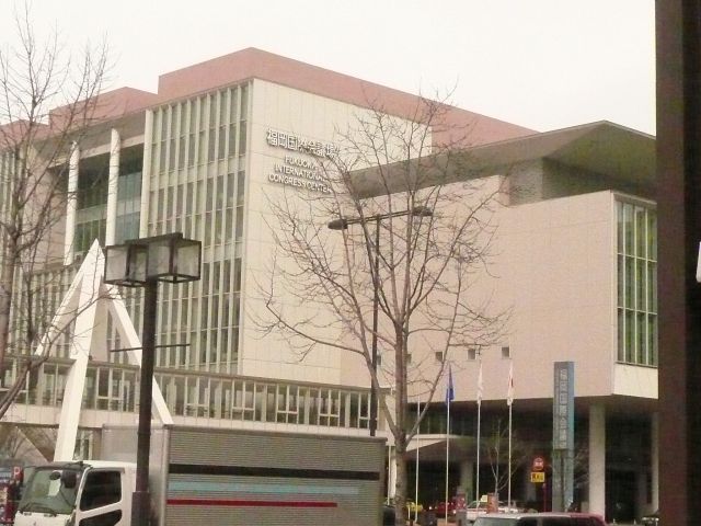 ˵